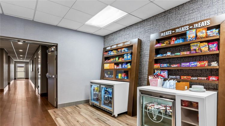 Hampton Inn & Suites Scottsburg Restaurant