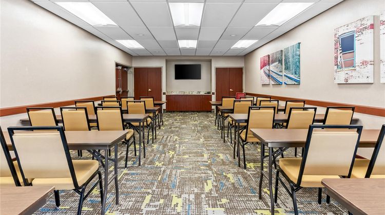 Hampton Inn & Suites Scottsburg Meeting