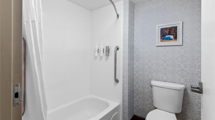 Hampton Inn & Suites Scottsburg Room