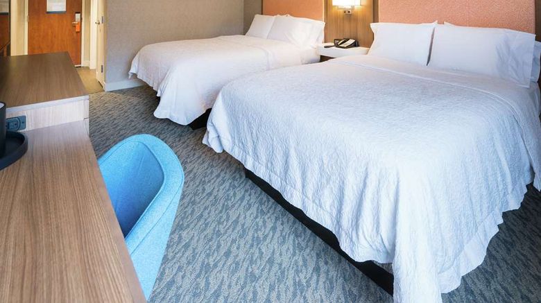 <b>Hampton Inn Clarks Summit Room</b>. Images powered by <a href="https://iceportal.shijigroup.com/" title="IcePortal" target="_blank">IcePortal</a>.