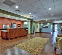 Hampton Inn & Suites Talking Stick Lobby
