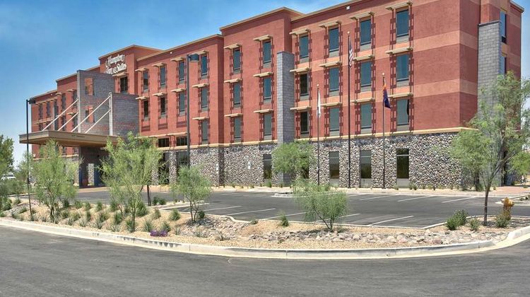 Hampton Inn & Suites Talking Stick Exterior