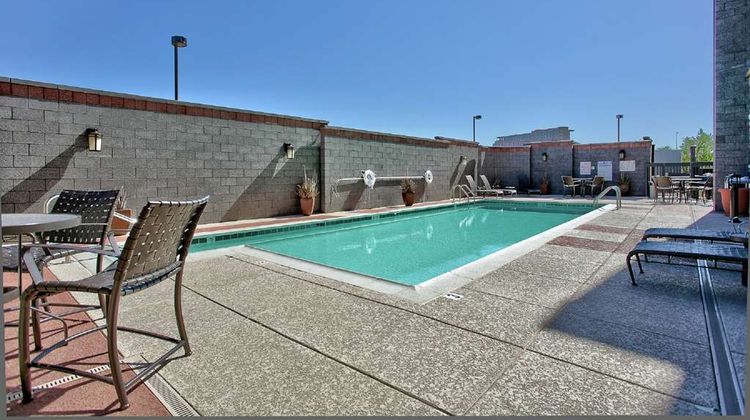 Hampton Inn & Suites Talking Stick Pool