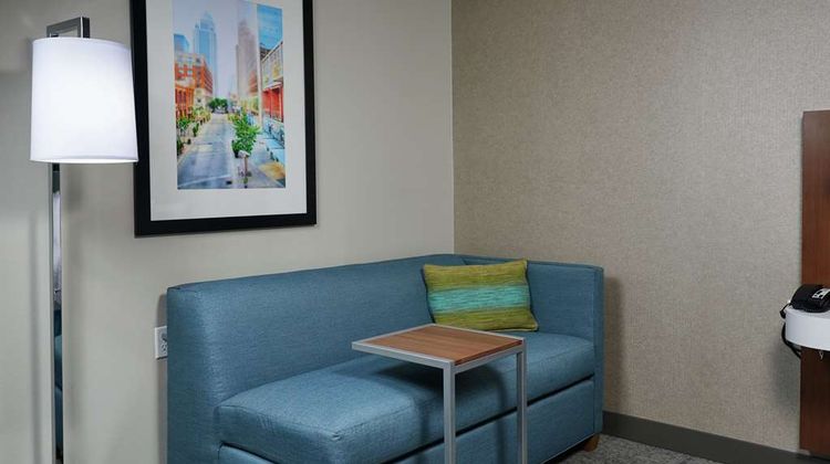 Hampton Inn I-65-Brooks Rd. Room