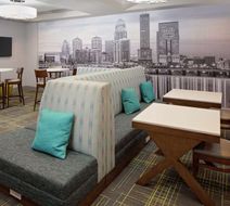 Hampton Inn Louisville Downtown Lobby