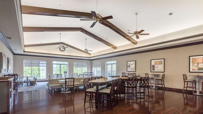 <b>Homewood Suites Louisville East Restaurant</b>. Images powered by <a href="https://iceportal.shijigroup.com/" title="IcePortal" target="_blank">IcePortal</a>.