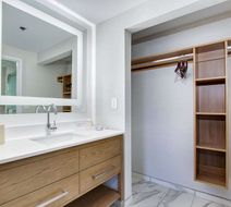 Homewood Suites Louisville East Room