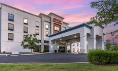 Hampton Inn & Suites Louisville East