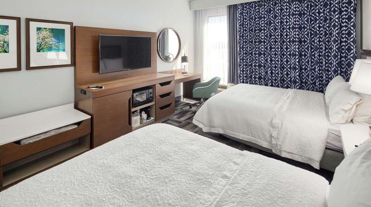 Hampton Inn Louisville I-265 East Room