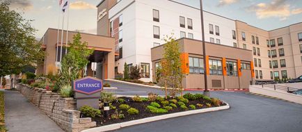 Hampton Inn & Suites Seattle-Downtown Exterior