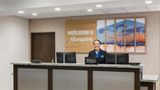 <b>Hampton Inn Seattle/Everett Lobby</b>. Images powered by <a href="https://iceportal.shijigroup.com/" title="IcePortal" target="_blank">IcePortal</a>.