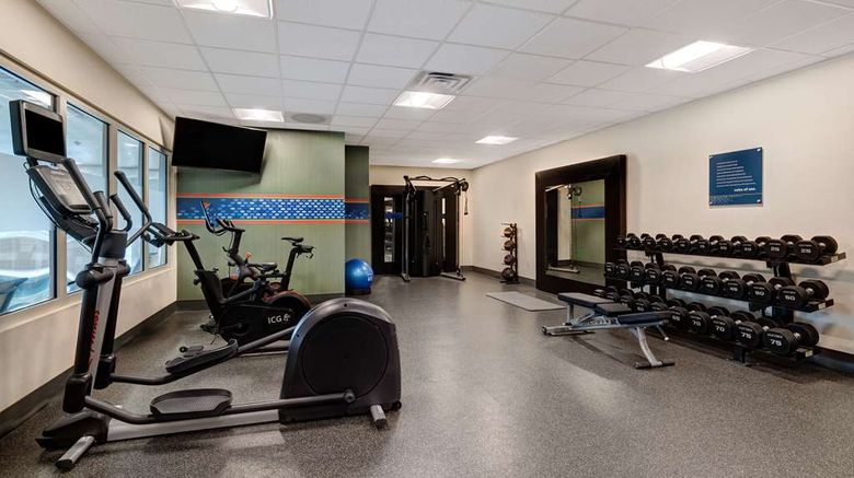 <b>Hampton Inn & Suites-Seattle/Federal Way Health</b>. Images powered by <a href="https://iceportal.shijigroup.com/" title="IcePortal" target="_blank">IcePortal</a>.