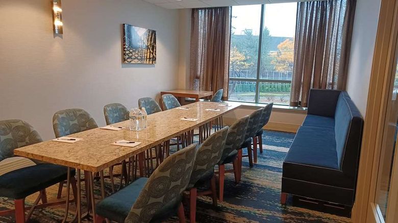 <b>Homewood Suites by Hilton Seattle Meeting</b>. Images powered by <a href="https://iceportal.shijigroup.com/" title="IcePortal" target="_blank">IcePortal</a>.