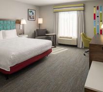 Hampton Inn & Suites Seattle-Airport/28 Room