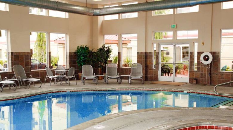 <b>Hampton Inn & Suites Lynnwood Pool</b>. Images powered by <a href="https://iceportal.shijigroup.com/" title="IcePortal" target="_blank">IcePortal</a>.
