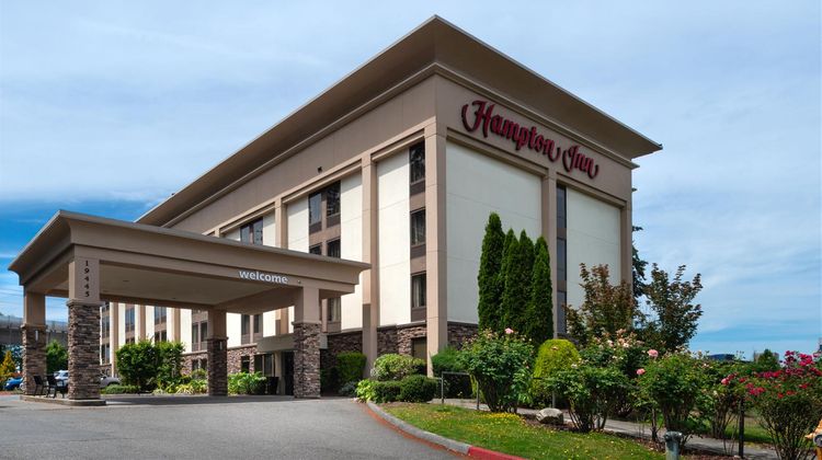 Hampton Inn Seattle-Airport Exterior