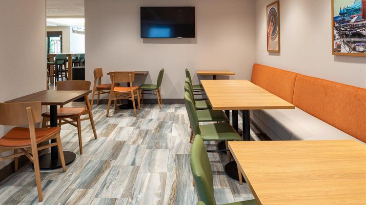 Hampton Inn Seattle-Airport Restaurant