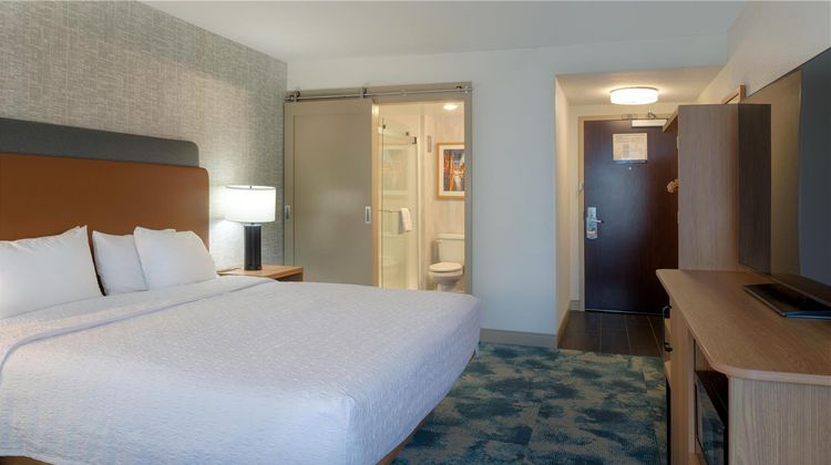 Hampton Inn Seattle-Airport Room