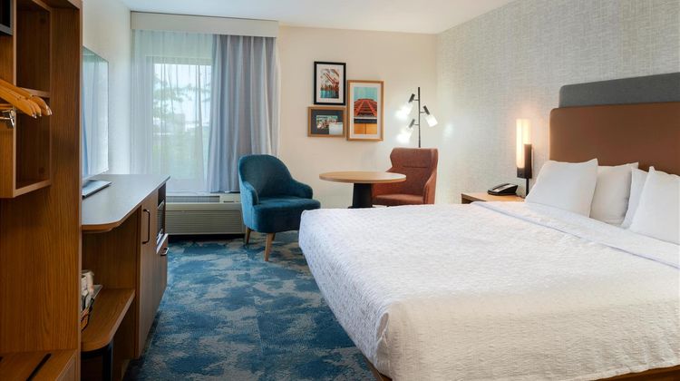 Hampton Inn Seattle-Airport Room
