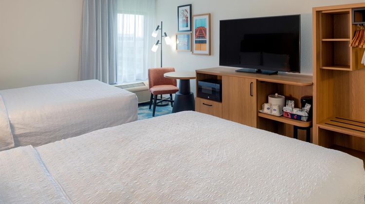 Hampton Inn Seattle-Airport Room