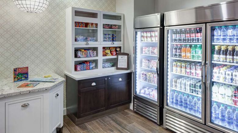 <b>Homewood Suites by Hilton Restaurant</b>. Images powered by <a href="https://iceportal.shijigroup.com/" title="IcePortal" target="_blank">IcePortal</a>.