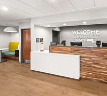 Hampton Inn Seekonk Lobby