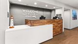 <b>Hampton Inn Seekonk Lobby</b>. Images powered by <a href="https://iceportal.shijigroup.com/" title="IcePortal" target="_blank">IcePortal</a>.