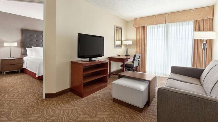 Homewood Stes Hilton Oakland-Waterfront Room