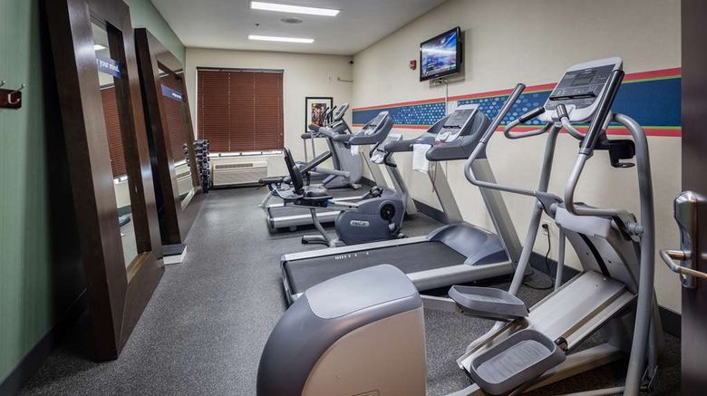 <b>Hampton Inn San Francisco Arpt Health</b>. Images powered by <a href="https://iceportal.shijigroup.com/" title="IcePortal" target="_blank">IcePortal</a>.