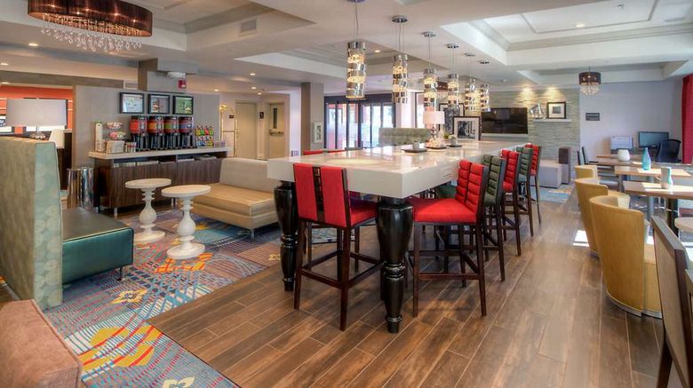<b>Hampton Inn Milpitas Restaurant</b>. Images powered by <a href="https://iceportal.shijigroup.com/" title="IcePortal" target="_blank">IcePortal</a>.