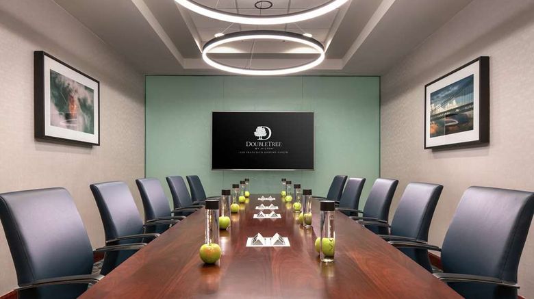 <b>DoubleTree San Francisco Airport North Meeting</b>. Images powered by <a href="https://iceportal.shijigroup.com/" title="IcePortal" target="_blank">IcePortal</a>.