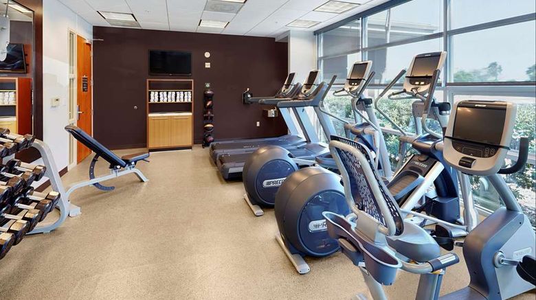 <b>DoubleTree San Francisco Airport North Health</b>. Images powered by <a href="https://iceportal.shijigroup.com/" title="IcePortal" target="_blank">IcePortal</a>.