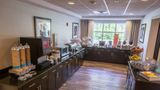 <b>Hampton Inn & Suites Lenox Restaurant</b>. Images powered by <a href="https://iceportal.shijigroup.com/" title="IcePortal" target="_blank">IcePortal</a>.