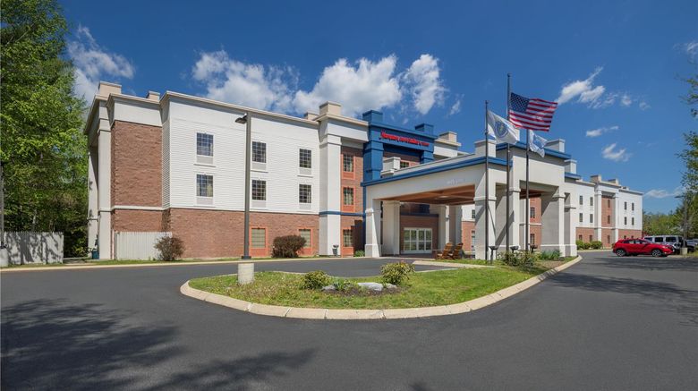Hampton Inn  and  Suites Lenox Exterior. Images powered by <a href="https://iceportal.shijigroup.com" target="_blank" rel="noopener">Ice Portal</a>.