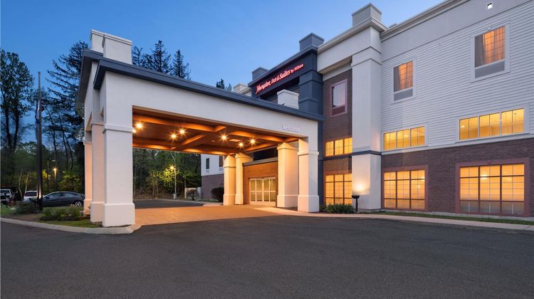 Hampton Inn & Suites Lenox Exterior
