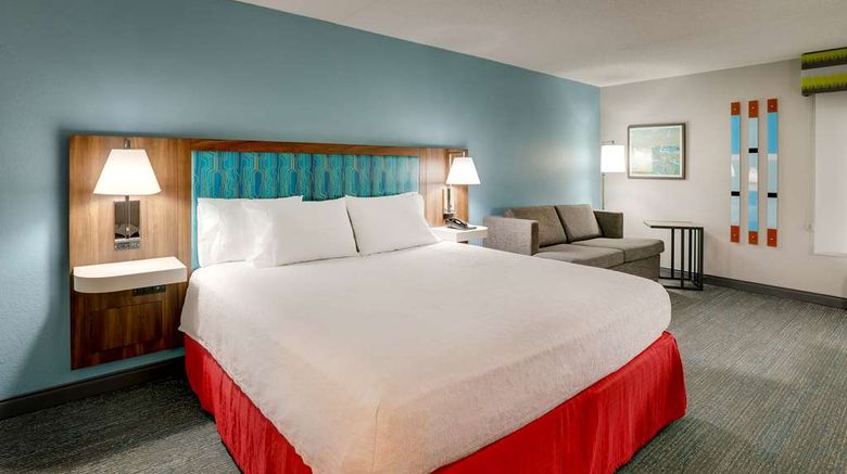 <b>Hampton Inn Lebanon Room</b>. Images powered by <a href="https://iceportal.shijigroup.com/" title="IcePortal" target="_blank">IcePortal</a>.