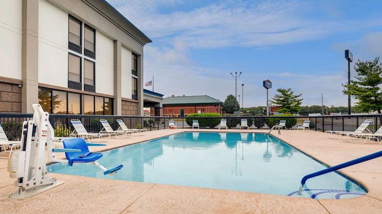 Hampton Inn Lebanon Pool
