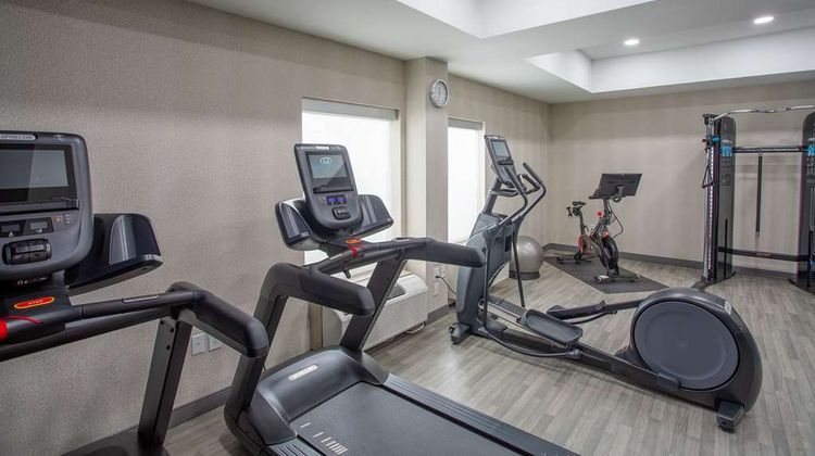 Hampton Inn Springfield Health
