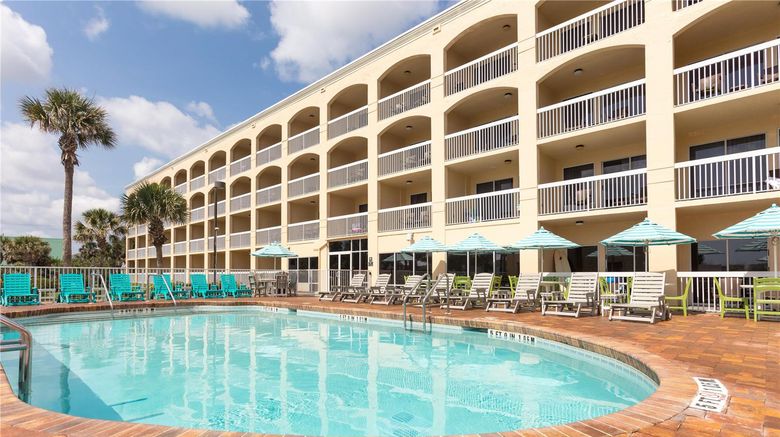 <b>Hampton Inn St Augustine Beach Pool</b>. Images powered by <a href="https://iceportal.shijigroup.com/" title="IcePortal" target="_blank">IcePortal</a>.