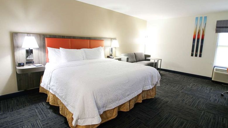 <b>Hampton Inn St Augustine - I-95 Room</b>. Images powered by <a href="https://iceportal.shijigroup.com/" title="IcePortal" target="_blank">IcePortal</a>.