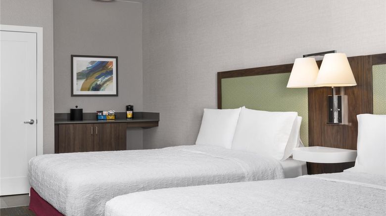 <b>Hampton Inn St. George Room</b>. Images powered by <a href="https://iceportal.shijigroup.com/" title="IcePortal" target="_blank">IcePortal</a>.