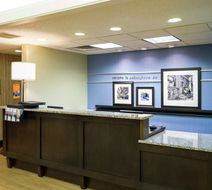Hampton Inn Selinsgrove Lobby