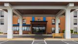 Hampton Inn Staunton Exterior
