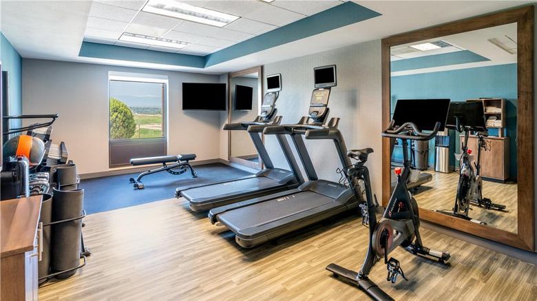 <b>Hampton Inn Sheridan Health</b>. Images powered by <a href="https://iceportal.shijigroup.com/" title="IcePortal" target="_blank">IcePortal</a>.