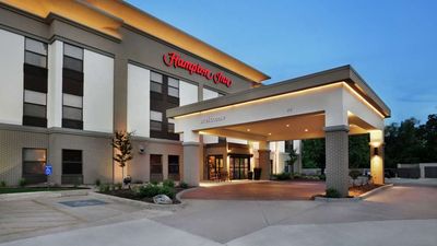 Hampton Inn Shawnee