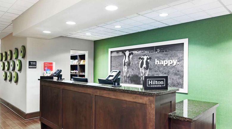 <b>Hampton Inn Shreveport Bossier Airline Lobby</b>. Images powered by <a href="https://iceportal.shijigroup.com/" title="IcePortal" target="_blank">IcePortal</a>.