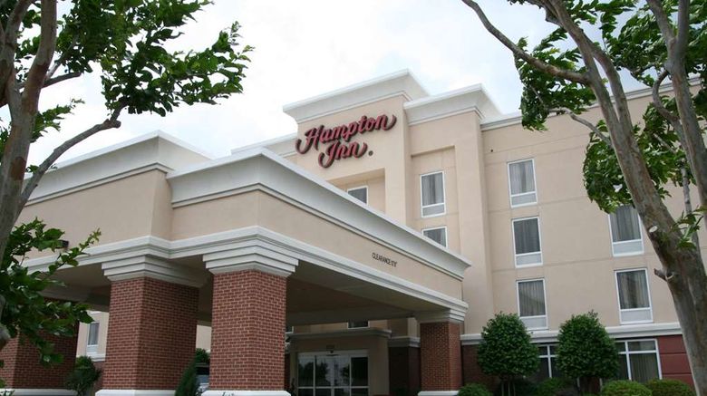 <b>Hampton Inn Shreveport Airport Exterior</b>. Images powered by <a href="https://iceportal.shijigroup.com/" title="IcePortal" target="_blank">IcePortal</a>.