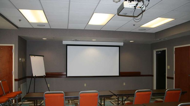 <b>Hampton Inn Shreveport Airport Meeting</b>. Images powered by <a href="https://iceportal.shijigroup.com/" title="IcePortal" target="_blank">IcePortal</a>.