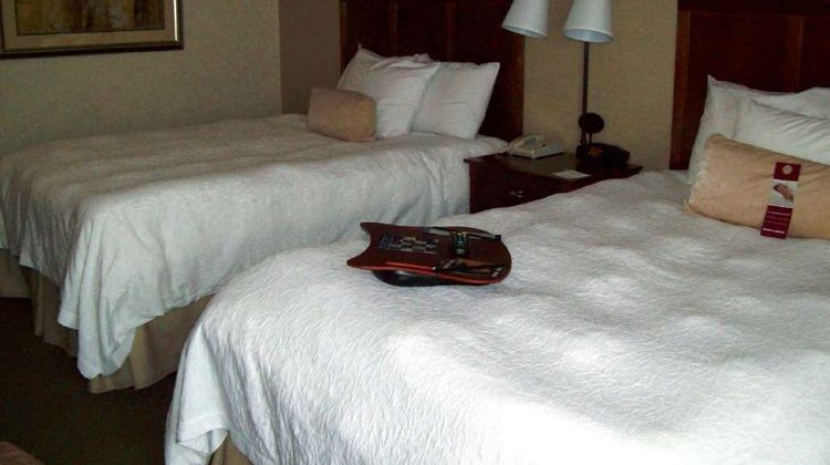 Hampton Inn Sidney Room