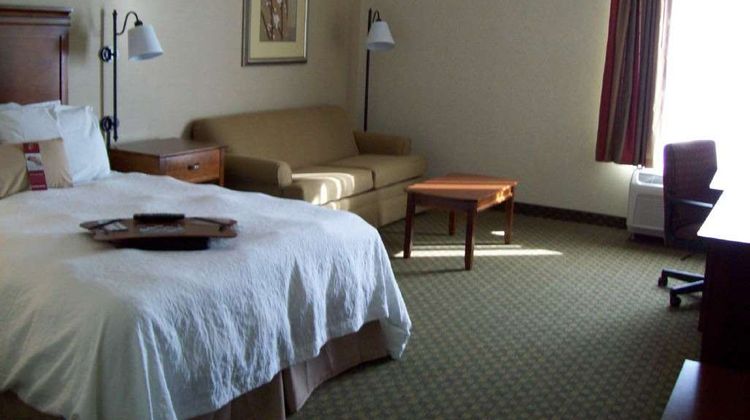 Hampton Inn Sidney Room